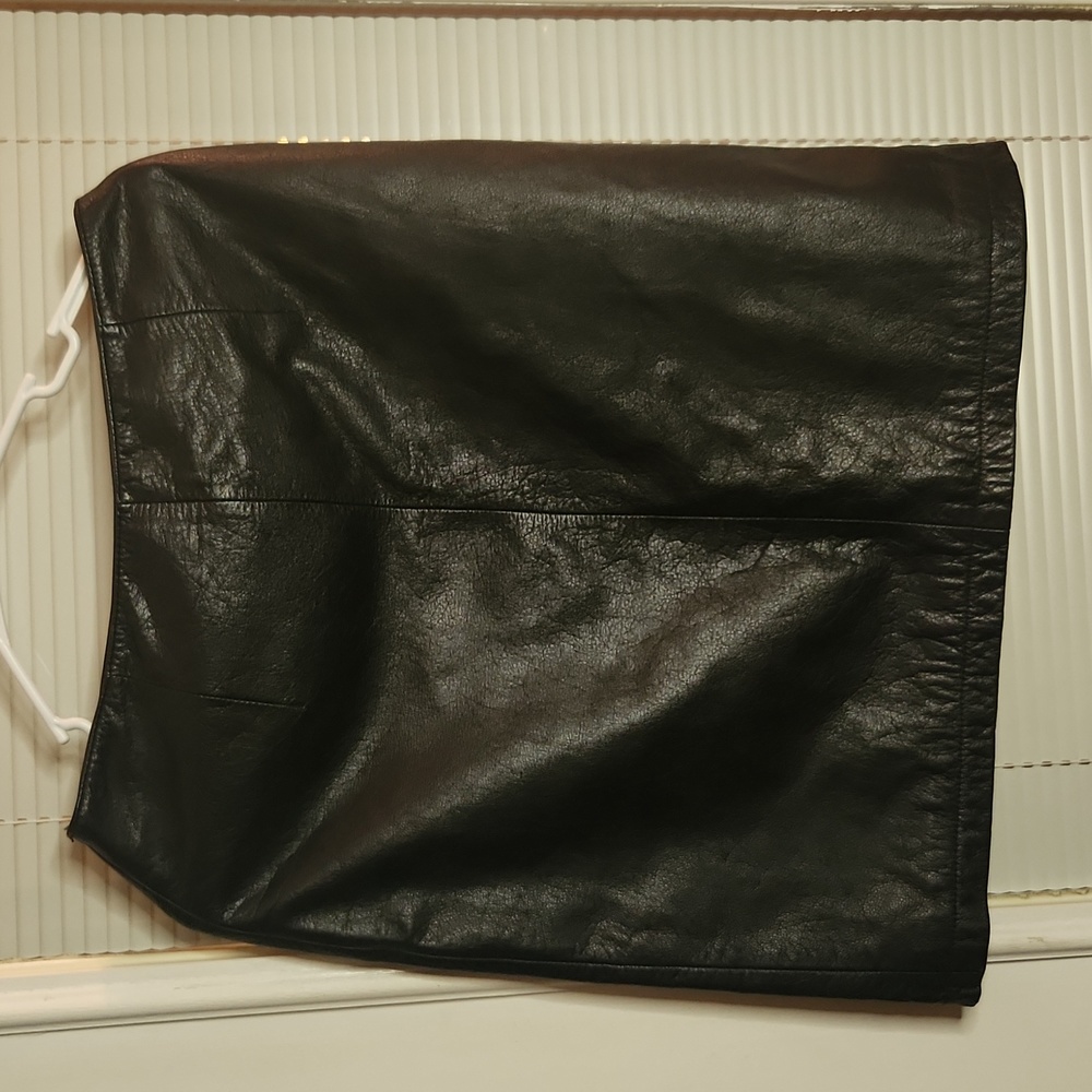11 Wilson's Leather "Maxima" Women's Black Leather size 8 waist 14.5 Box A